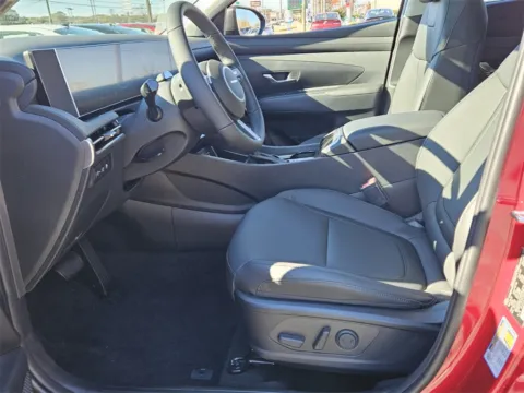 More photos of 2026 Hyundai Tucson SEL Premium at ALM Hyundai Warner Robins, GA
