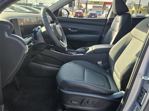 More photos of 2026 Hyundai Tucson SEL Premium at ALM Hyundai Warner Robins, GA