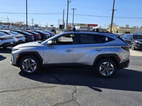 More photos of 2026 Hyundai Tucson Hybrid SEL Convenience at ALM Hyundai Warner Robins, GA