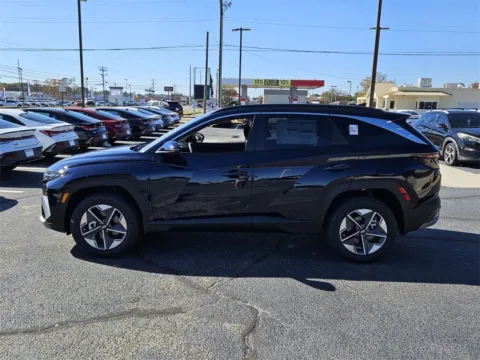 More photos of 2026 Hyundai Tucson Hybrid SEL Convenience at ALM Hyundai Warner Robins, GA