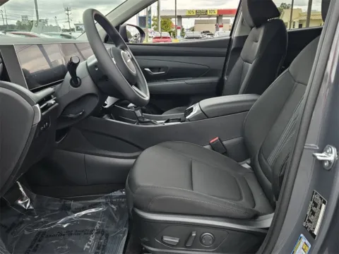 More photos of 2026 Hyundai Tucson SEL at ALM Hyundai Warner Robins, GA