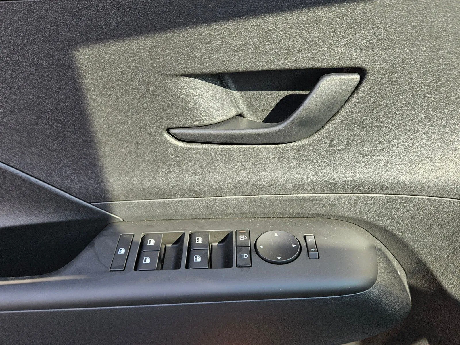 2026 Hyundai Kona SEL Sport - Photo 26