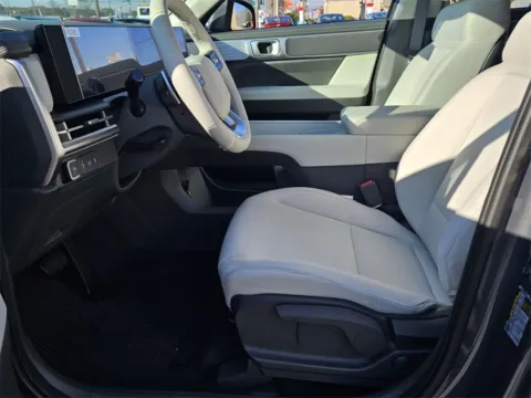 More photos of 2026 Hyundai Santa Fe Hybrid SE at ALM Hyundai Warner Robins, GA