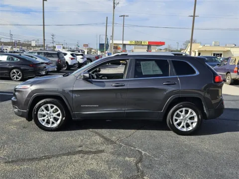 More photos of 2014 Jeep Cherokee Latitude at Hyundai Warner Robins, GA