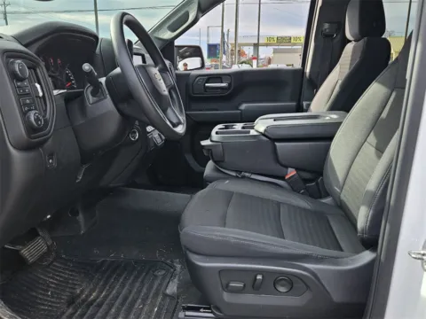 More photos of 2024 Chevrolet Silverado 1500 Custom at Hyundai Warner Robins, GA