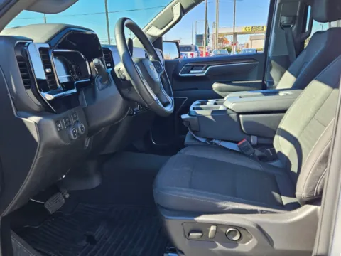 More photos of 2025 Chevrolet Silverado 1500 LT at Hyundai Warner Robins, GA