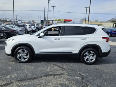 More photos of 2023 Hyundai Santa Fe SEL at Hyundai Warner Robins, GA