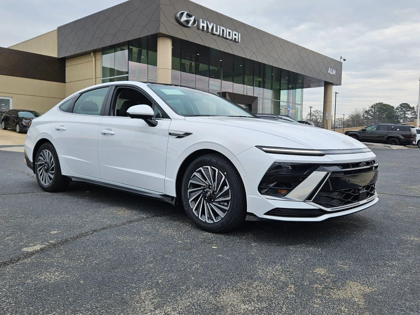 White 2026 Hyundai Sonata Hybrid Limited for sale in Warner Robins, GA