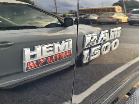 More photos of 2015 Ram 1500 Lone Star at Hyundai Warner Robins, GA