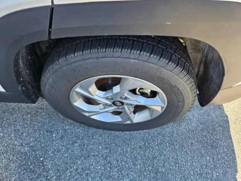 More photos of 2024 Hyundai Tucson SEL at Hyundai Warner Robins, GA