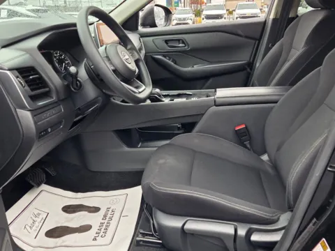 More photos of 2024 Nissan Rogue S at Hyundai Warner Robins, GA