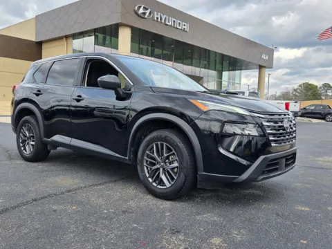 Black 2024 Nissan Rogue S for sale in Warner Robins, GA