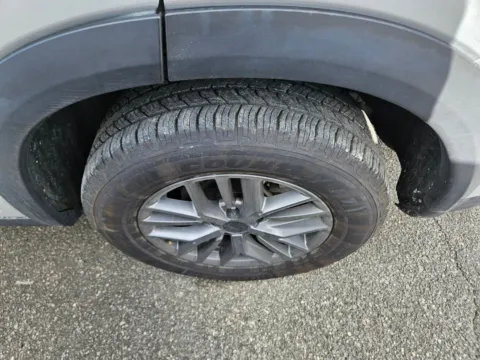 More photos of 2024 Nissan Rogue S at Hyundai Warner Robins, GA