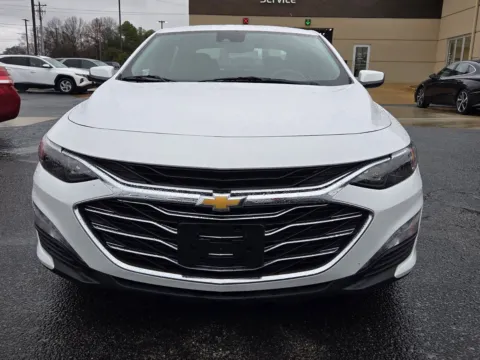 Photos of 2024 Chevrolet Malibu LT for sale in Warner Robins, GA at Hyundai Warner Robins