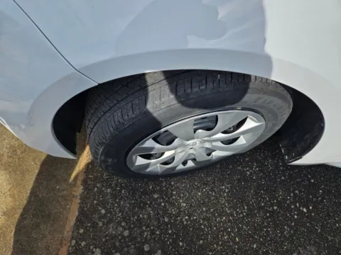 More photos of 2024 Toyota Corolla LE at Hyundai Warner Robins, GA