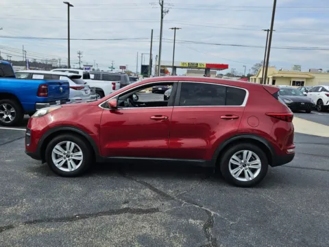 More photos of 2017 Kia Sportage LX at Hyundai Warner Robins, GA