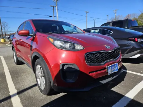 Red 2017 Kia Sportage LX for sale in Warner Robins, GA