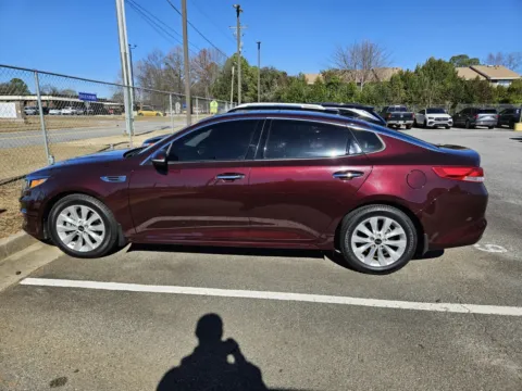 More photos of 2017 Kia Optima EX at Hyundai Warner Robins, GA