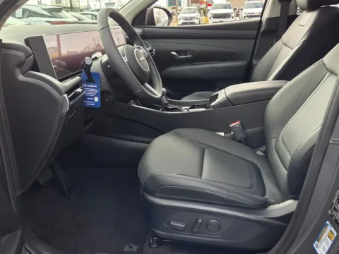 More photos of 2026 Hyundai Tucson SEL Premium at Hyundai Warner Robins, GA