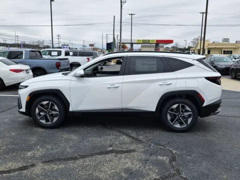More photos of 2026 Hyundai Tucson SEL Premium at Hyundai Warner Robins, GA