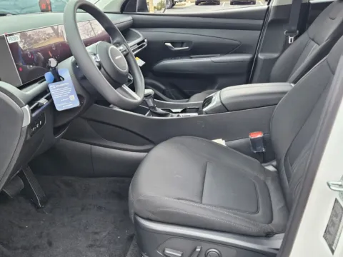 More photos of 2026 Hyundai Tucson SEL at Hyundai Warner Robins, GA