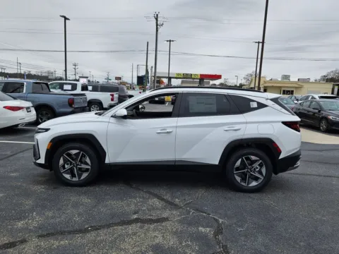 More photos of 2026 Hyundai Tucson SEL at Hyundai Warner Robins, GA