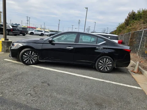More photos of 2024 Nissan Altima 2.5 SV at Hyundai Warner Robins, GA