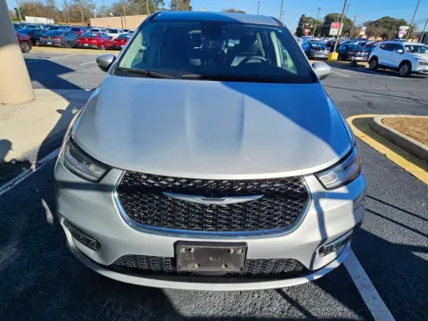 Photos of 2023 Chrysler Pacifica Touring L for sale in Warner Robins, GA at Hyundai Warner Robins