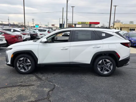 More photos of 2026 Hyundai Tucson SEL at Hyundai Warner Robins, GA