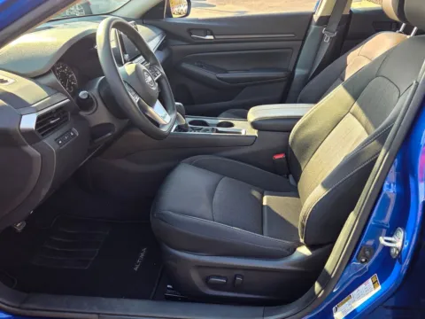 More photos of 2025 Nissan Altima 2.5 SV at Hyundai Warner Robins, GA