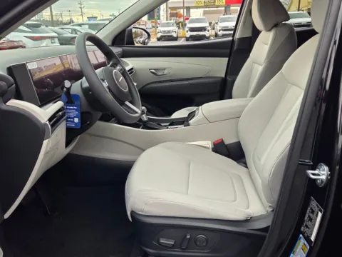 More photos of 2026 Hyundai Tucson SEL at Hyundai Warner Robins, GA