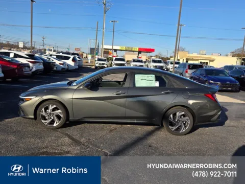 More photos of 2025 Hyundai Elantra SEL Sport at Hyundai Warner Robins, GA