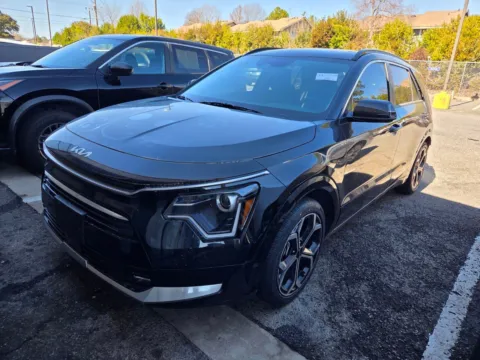 Another view of 2023 Kia Niro EX Touring for sale in Warner Robins, GA at Hyundai Warner Robins