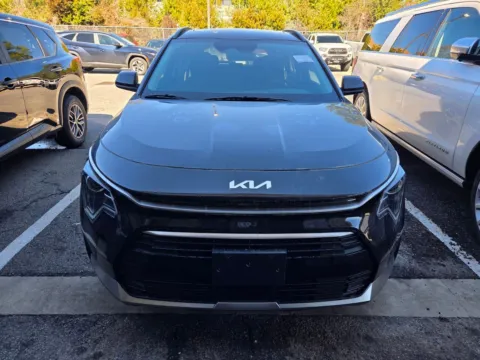 Photos of 2023 Kia Niro EX Touring for sale in Warner Robins, GA at Hyundai Warner Robins