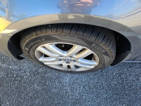 More photos of 2014 Volkswagen Jetta SportWagen 2.0L TDI at Hyundai Warner Robins, GA