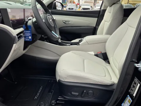 More photos of 2026 Hyundai Tucson SEL Premium at Hyundai Warner Robins, GA