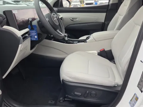 More photos of 2026 Hyundai Tucson SEL at Hyundai Warner Robins, GA