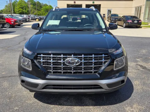 Photos of 2026 Hyundai Venue SEL for sale in Warner Robins, GA at Hyundai Warner Robins