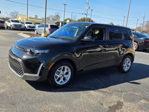 Another view of 2025 Kia Soul LX for sale in Warner Robins, GA at Hyundai Warner Robins
