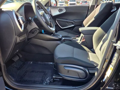 More photos of 2025 Kia Soul LX at Hyundai Warner Robins, GA
