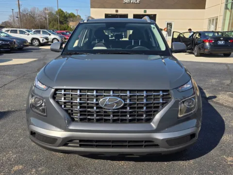 Photos of 2025 Hyundai Venue SEL for sale in Warner Robins, GA at Hyundai Warner Robins