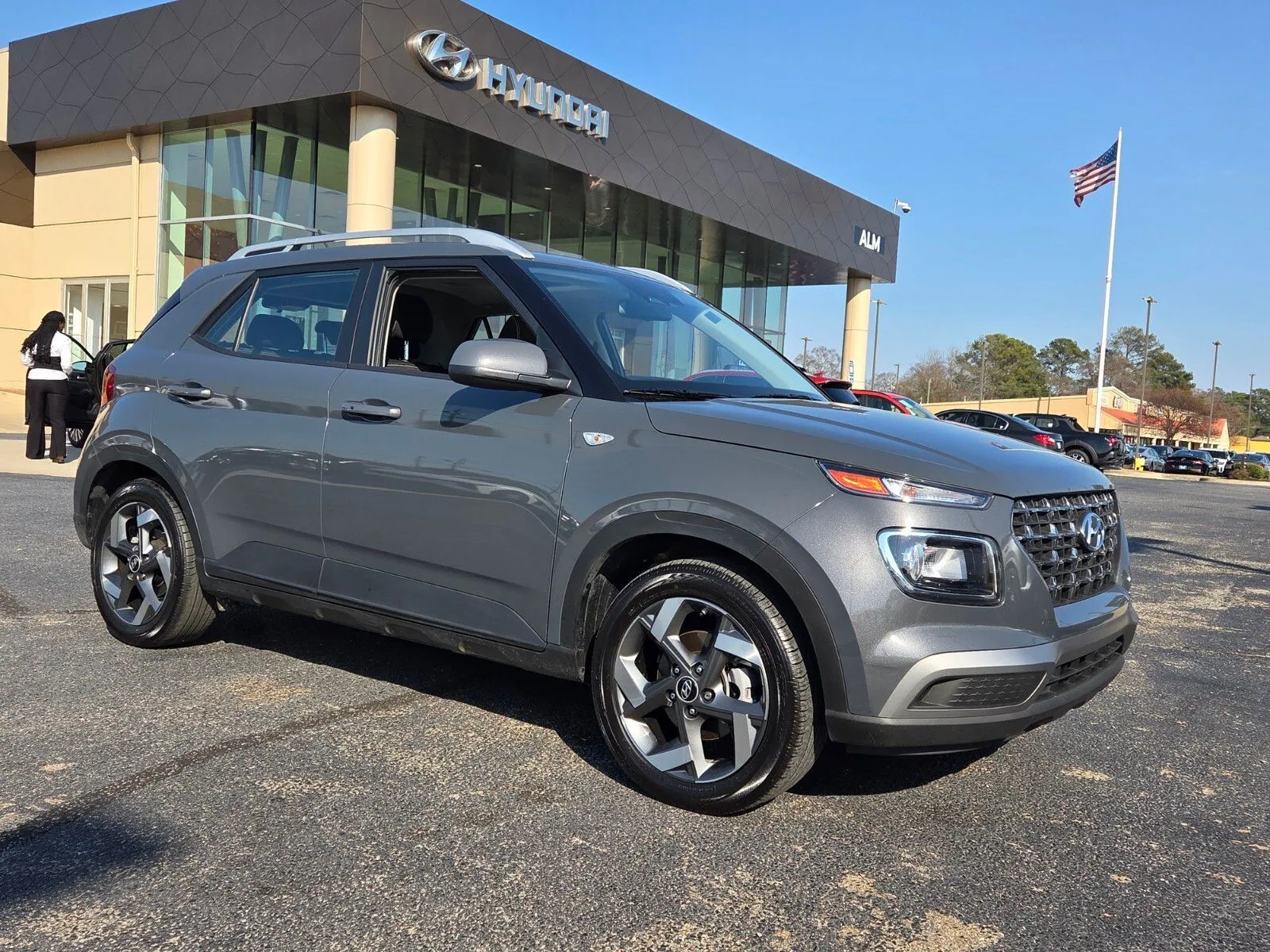 Gray 2025 Hyundai Venue SEL for sale in Warner Robins, GA