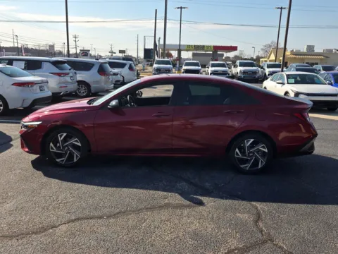 More photos of 2025 Hyundai Elantra SEL Sport at Hyundai Warner Robins, GA