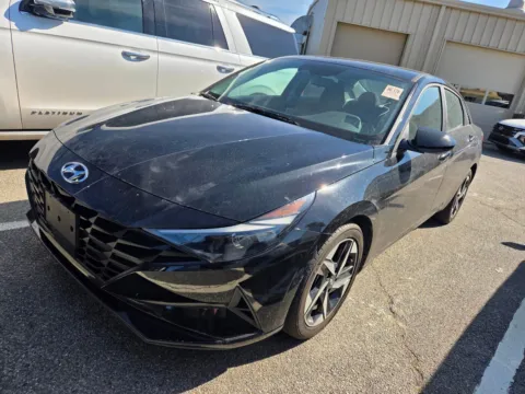 Another view of 2023 Hyundai Elantra SEL for sale in Warner Robins, GA at Hyundai Warner Robins