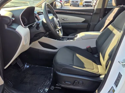 More photos of 2024 Hyundai Tucson SEL at Hyundai Warner Robins, GA