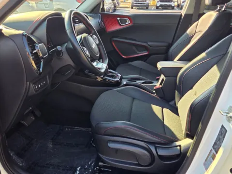 More photos of 2024 Kia Soul GT-Line at Hyundai Warner Robins, GA