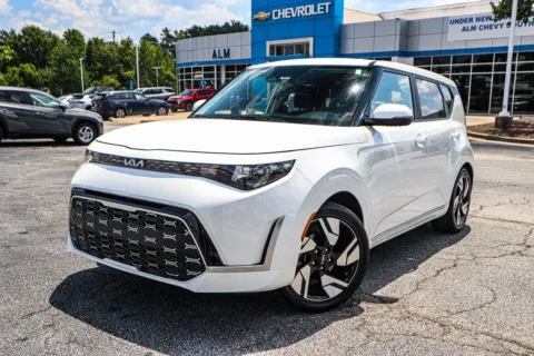 White 2024 Kia Soul GT-Line for sale in Warner Robins, GA