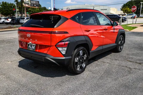 More photos of 2024 Hyundai Kona SEL at Hyundai Warner Robins, GA