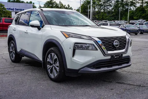 More photos of 2021 Nissan Rogue SV at Hyundai Warner Robins, GA