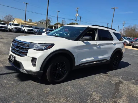 Another view of 2025 Ford Explorer Active for sale in Warner Robins, GA at Hyundai Warner Robins